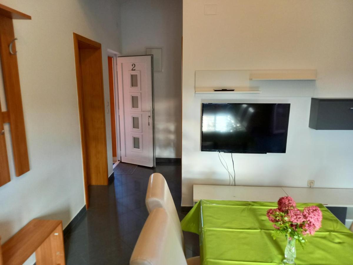 Apartment Valerija Baška Exteriör bild